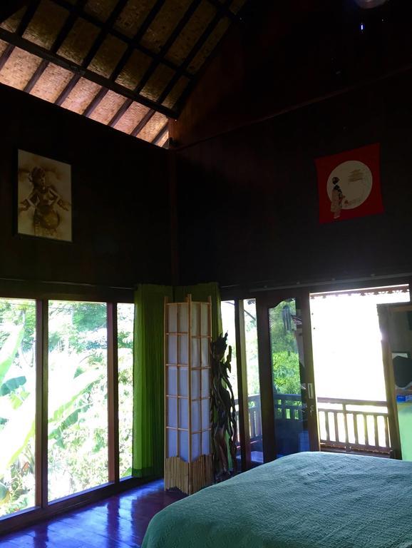 Mahogany Cottage Gili Meno Bilik gambar